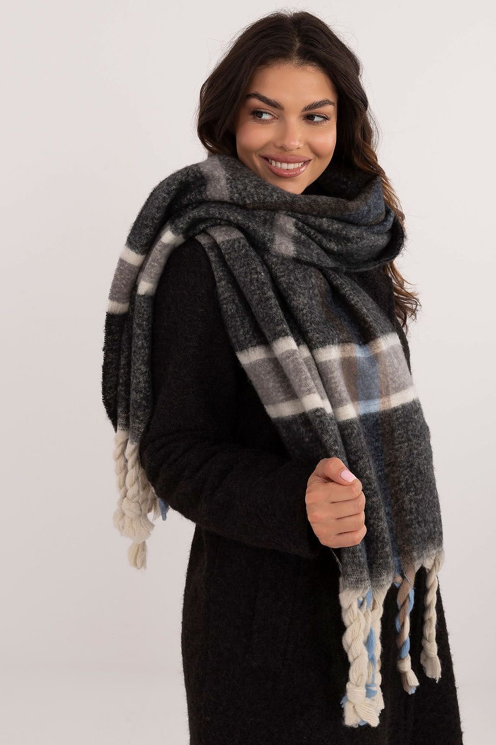 Checkered scarf